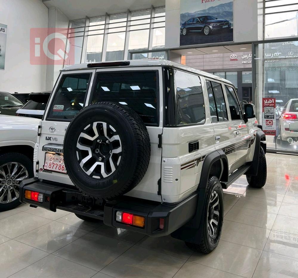 Toyota Land Cruiser 70